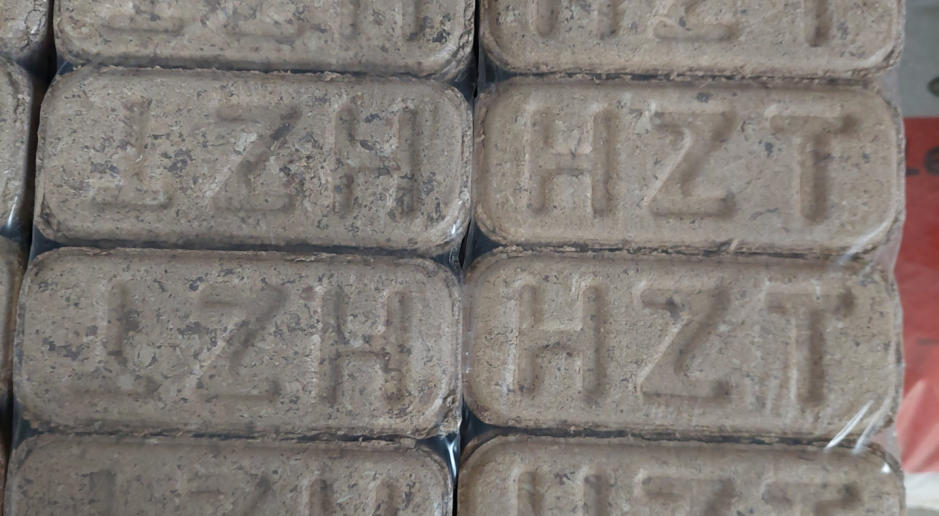 Prodaja hratsovih briketov Vrhnika