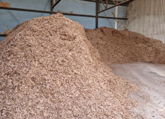 Proizvodnja in prodaja peletov iz smrekovega lesa kvalitete A1. Iz žagovine iz slovenskih žag.