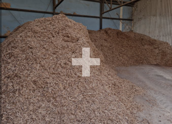 Proizvodnja in prodaja peletov iz smrekovega lesa kvalitete A1. Iz žagovine iz slovenskih žag.