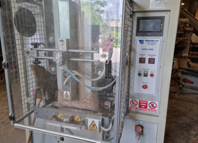 Proizvodnja in prodaja peletov iz smrekovega lesa kvalitete A1. Iz žagovine iz slovenskih žag.